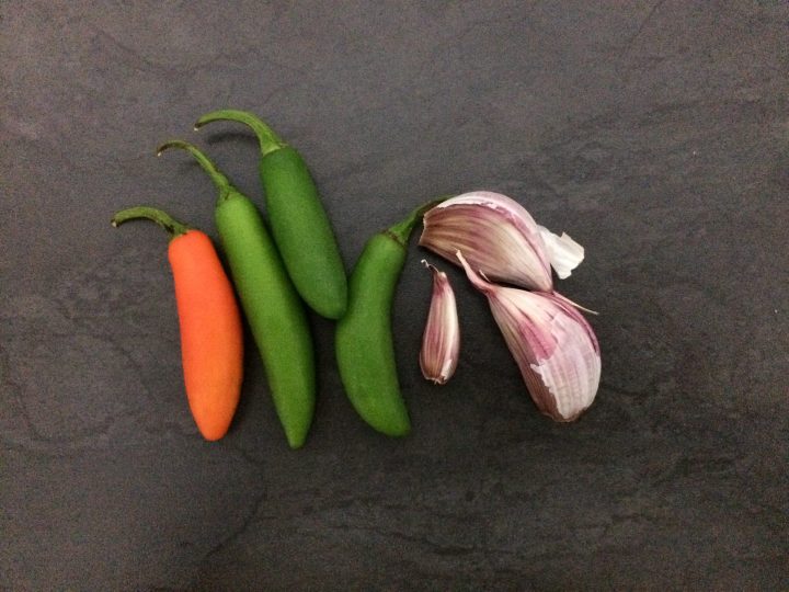 Bullet chillies and garlic cloves